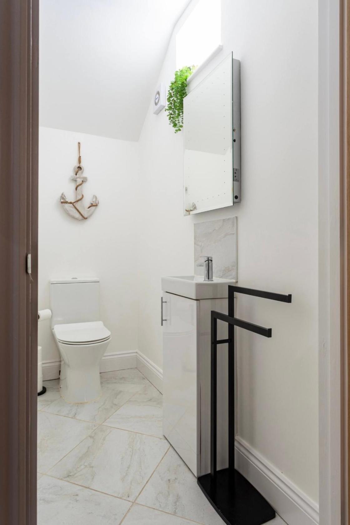 Beautiful 2 Bed Apartment Just Steps To The Beach Γουέιμουθ Εξωτερικό φωτογραφία